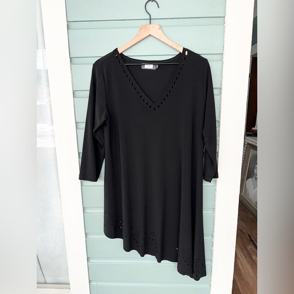 Sympli laser cut out black v neck tunic top lagenlook size 12 jersey knit